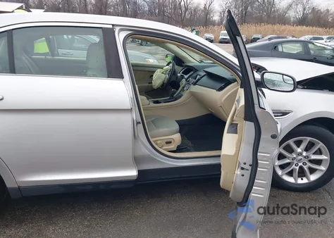 2013 Ford Taurus Se z USA, uszkodzony, nr VIN 1FAHP2D86DG235564